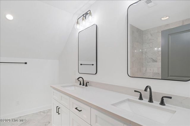 142 Parkwood Court, West End, NC 27376
