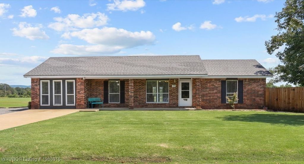 18 A Pickle Lane, Heavener, OK 74937