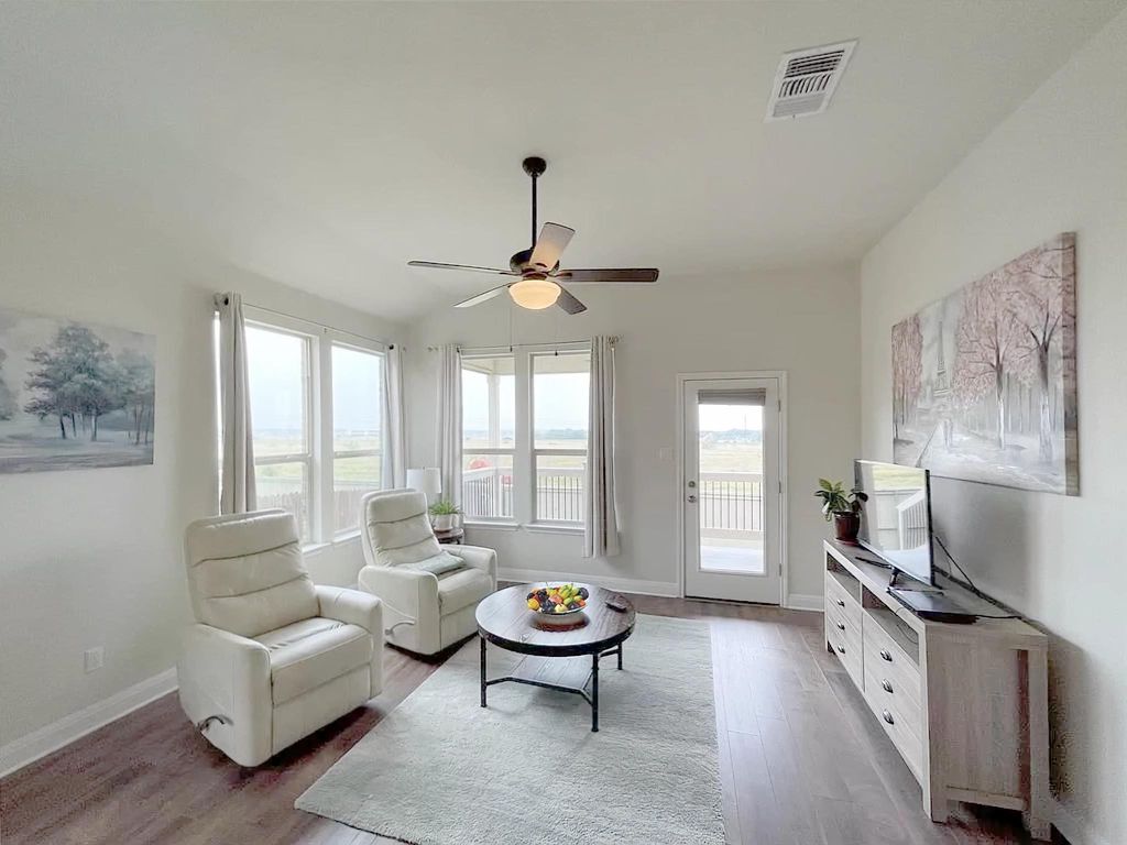 233 Andele WAY, Liberty Hill, TX 78642