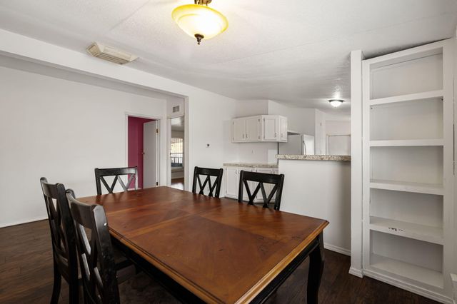 4301 Rudy Road SW, Albuquerque, NM 87121