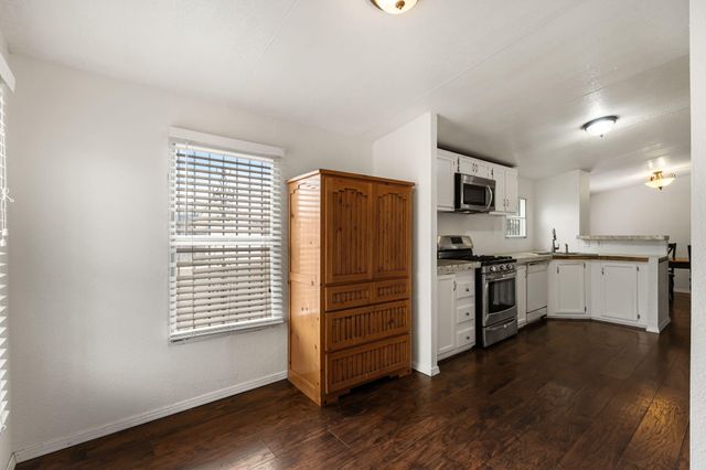 4301 Rudy Road SW, Albuquerque, NM 87121