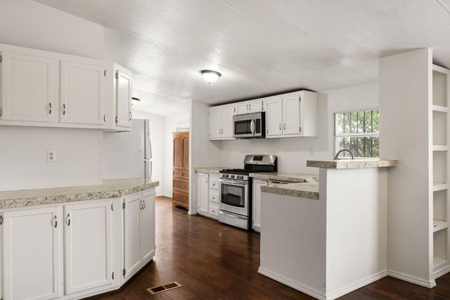 4301 Rudy Road SW, Albuquerque, NM 87121