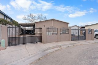 4301 Rudy Road SW, Albuquerque, NM 87121