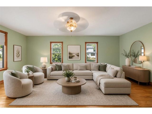 921 4th Street, Stillwater, MN 55082