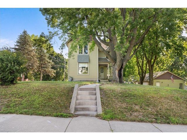 921 4th Street, Stillwater, MN 55082