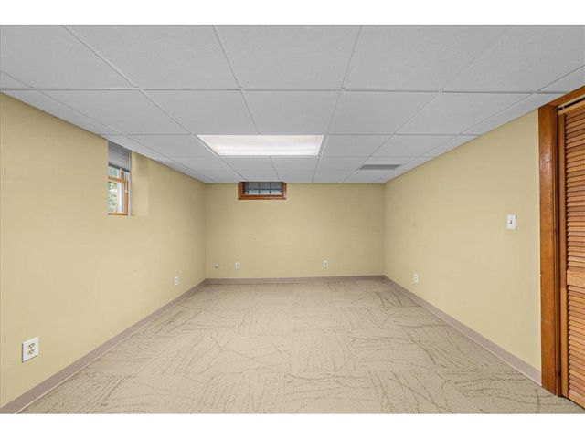 921 4th Street, Stillwater, MN 55082