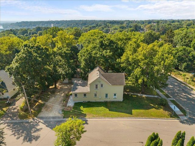 921 4th Street, Stillwater, MN 55082