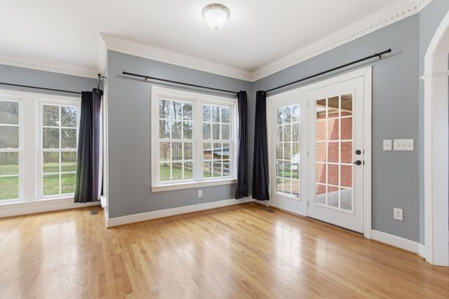 2320 Snake Town Rd, Chapel Hill, TN 37034