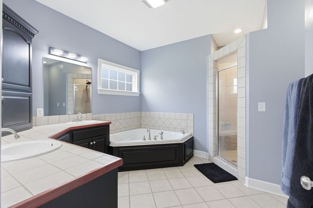 2320 Snake Town Rd, Chapel Hill, TN 37034