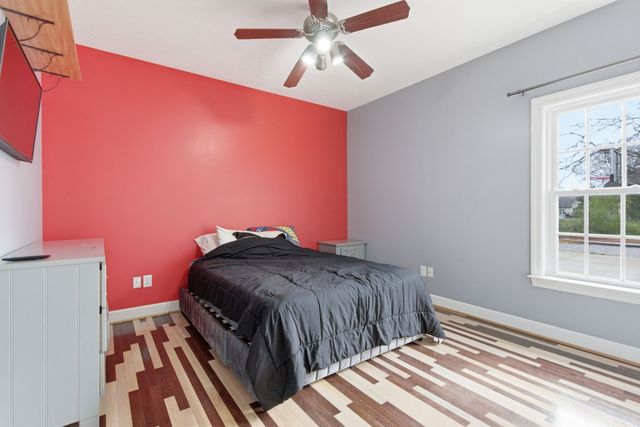 2320 Snake Town Rd, Chapel Hill, TN 37034