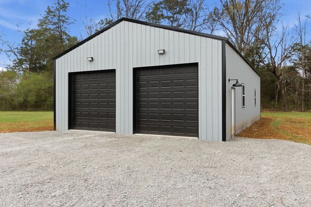 2320 Snake Town Rd, Chapel Hill, TN 37034