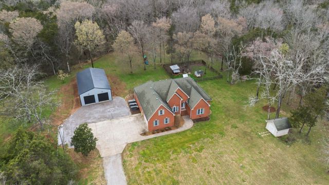 2320 Snake Town Rd, Chapel Hill, TN 37034