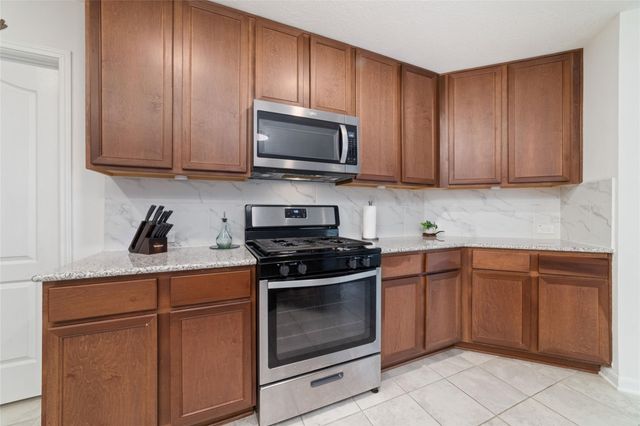 41534 Stampede Stream Drive, Magnolia, TX 77354