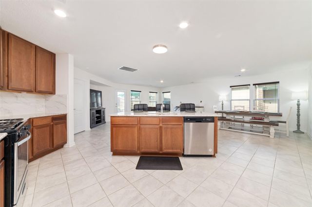 41534 Stampede Stream Drive, Magnolia, TX 77354