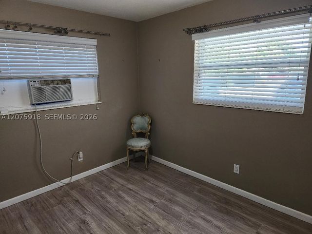 3345 Hayes St, Hollywood, FL 33021