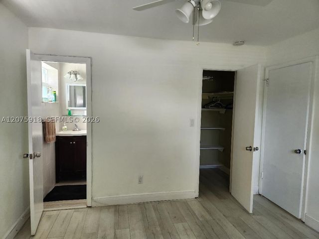 3345 Hayes St, Hollywood, FL 33021