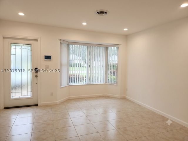 3345 Hayes St, Hollywood, FL 33021