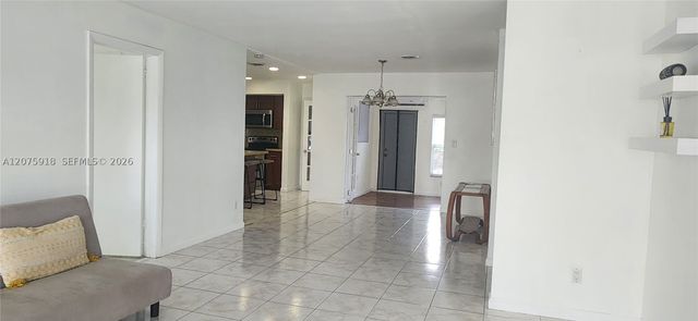 3345 Hayes St, Hollywood, FL 33021