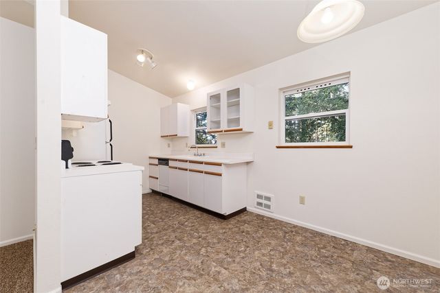 190 E Stavis Road, Shelton, WA 98584