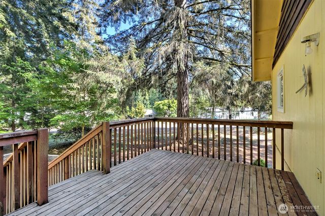 190 E Stavis Road, Shelton, WA 98584