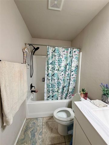 19812 Barrister Circle, Edmond, OK 73012