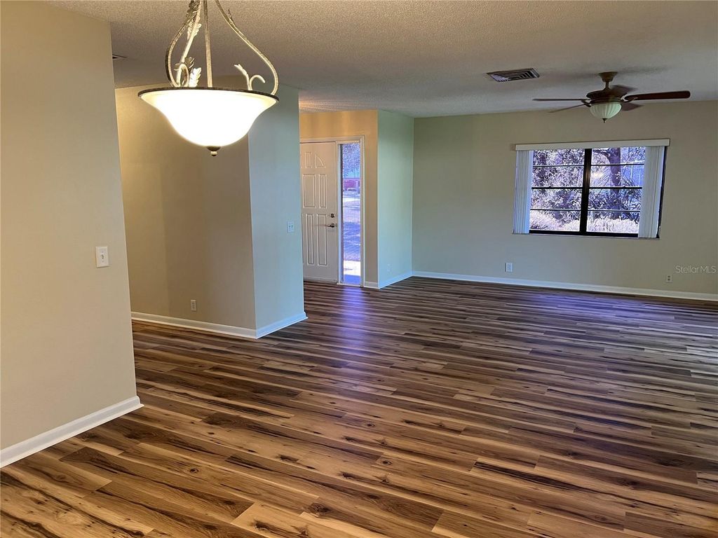 Image 25 of property listing at 1039 MEDINAH DRIVE, Winter Haven, FL 33884