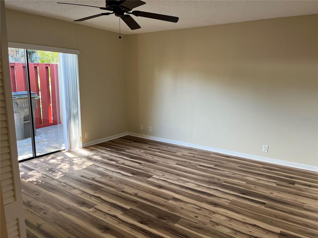 Image 26 of property listing at 1039 MEDINAH DRIVE, Winter Haven, FL 33884