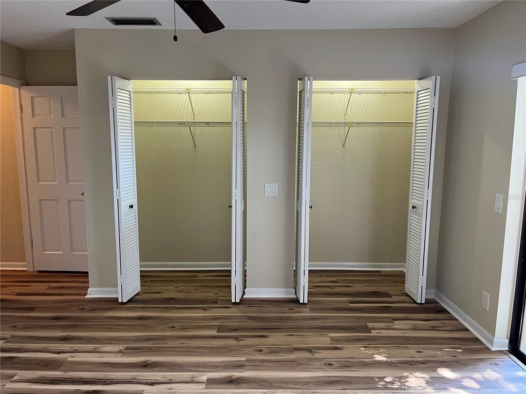 Image 27 of property listing at 1039 MEDINAH DRIVE, Winter Haven, FL 33884