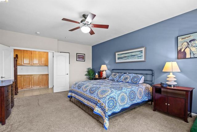 540 Lakeview Dr, Brentwood, CA 94513