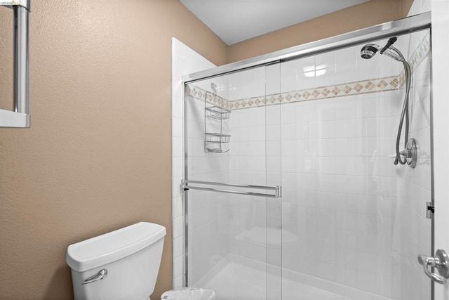 540 Lakeview Dr, Brentwood, CA 94513