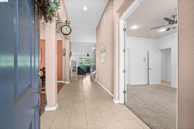 540 Lakeview Dr, Brentwood, CA 94513