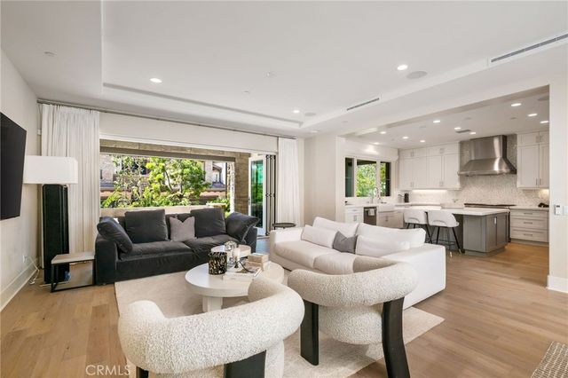 99 Monarch Beach Resort S, Dana Point, CA 92629