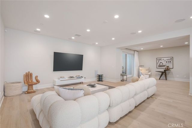 99 Monarch Beach Resort S, Dana Point, CA 92629