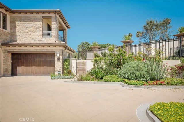99 Monarch Beach Resort S, Dana Point, CA 92629
