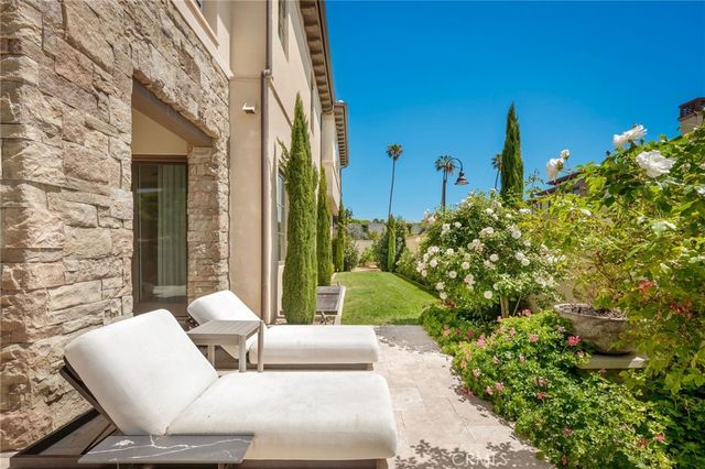 99 Monarch Beach Resort S, Dana Point, CA 92629