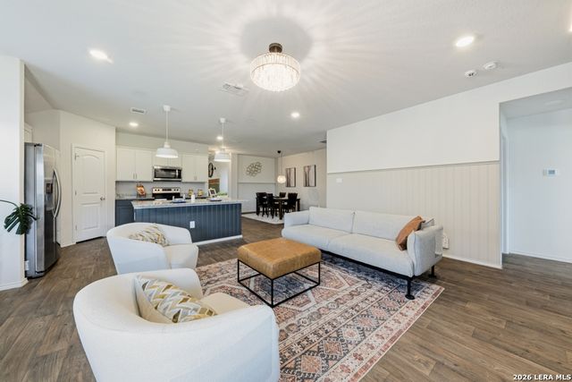 404 Signe, Seguin, TX 78155