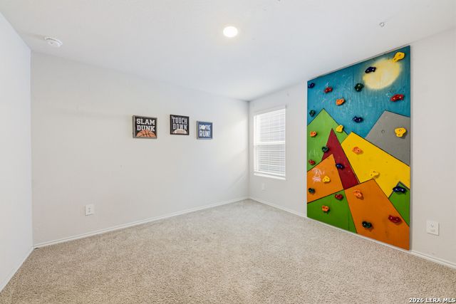 404 Signe, Seguin, TX 78155