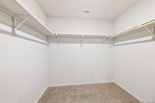 404 Signe, Seguin, TX 78155
