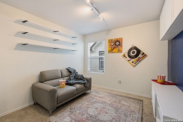 404 Signe, Seguin, TX 78155