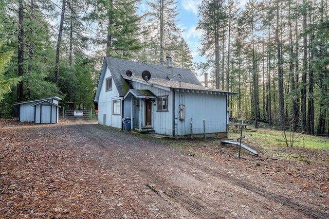 136 Hathaway Drive, Cave Junction, OR 97523