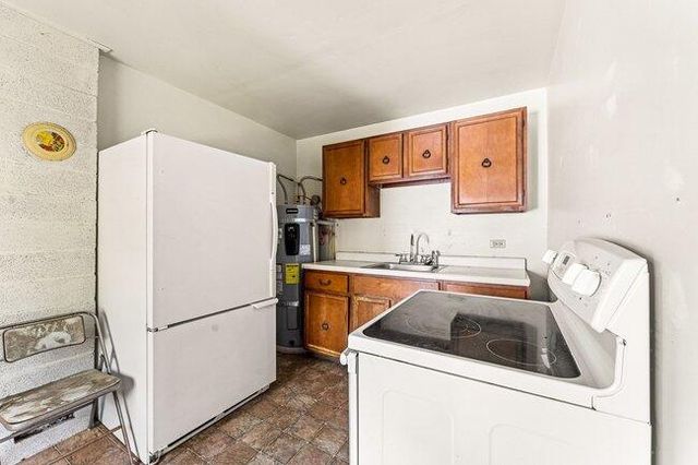 136 Hathaway Drive, Cave Junction, OR 97523