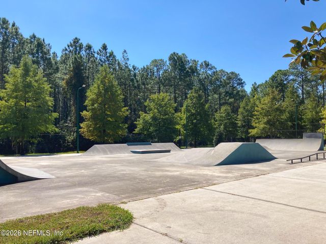 307 EDGEWATER BRANCH Drive, St. Johns, FL 32259