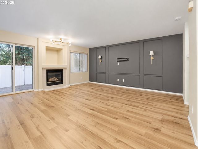 5186 Ne SCHOELER Cir, Hillsboro, OR 97124