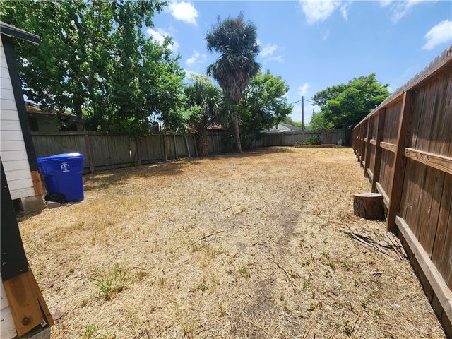 1109 14th St, Corpus Christi, TX 78404