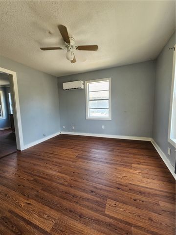 1109 14th St, Corpus Christi, TX 78404