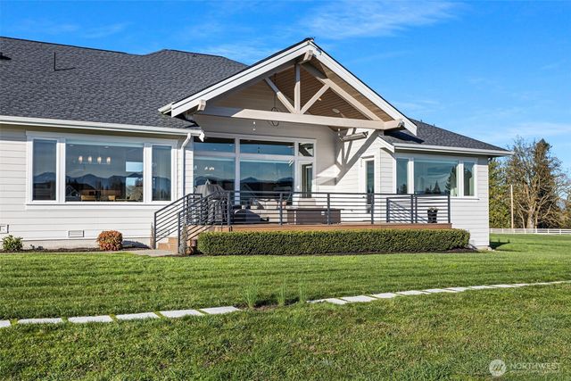 23715 70th Street E, Buckley, WA 98321