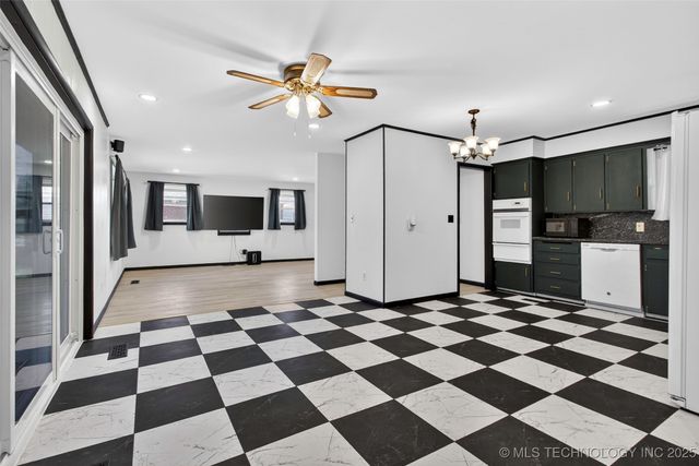 7419 E 20th Street, Tulsa, OK 74112