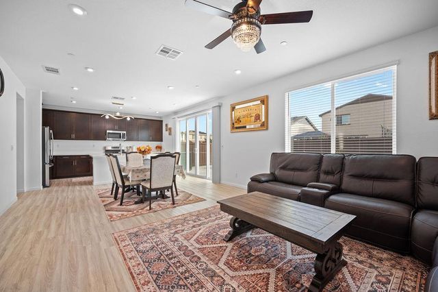 10024 Mont Blanc Ln, Stockton, CA 95219