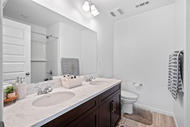 10024 Mont Blanc Ln, Stockton, CA 95219