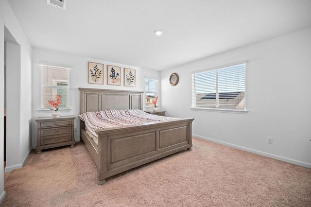 10024 Mont Blanc Ln, Stockton, CA 95219